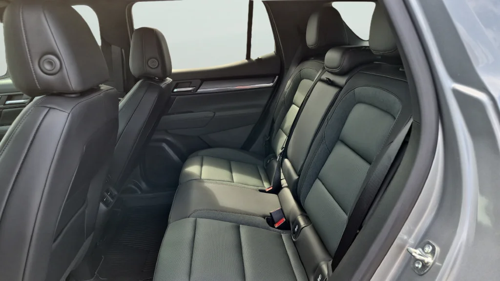 2027 GMC Terrain AT4 - Photo 25