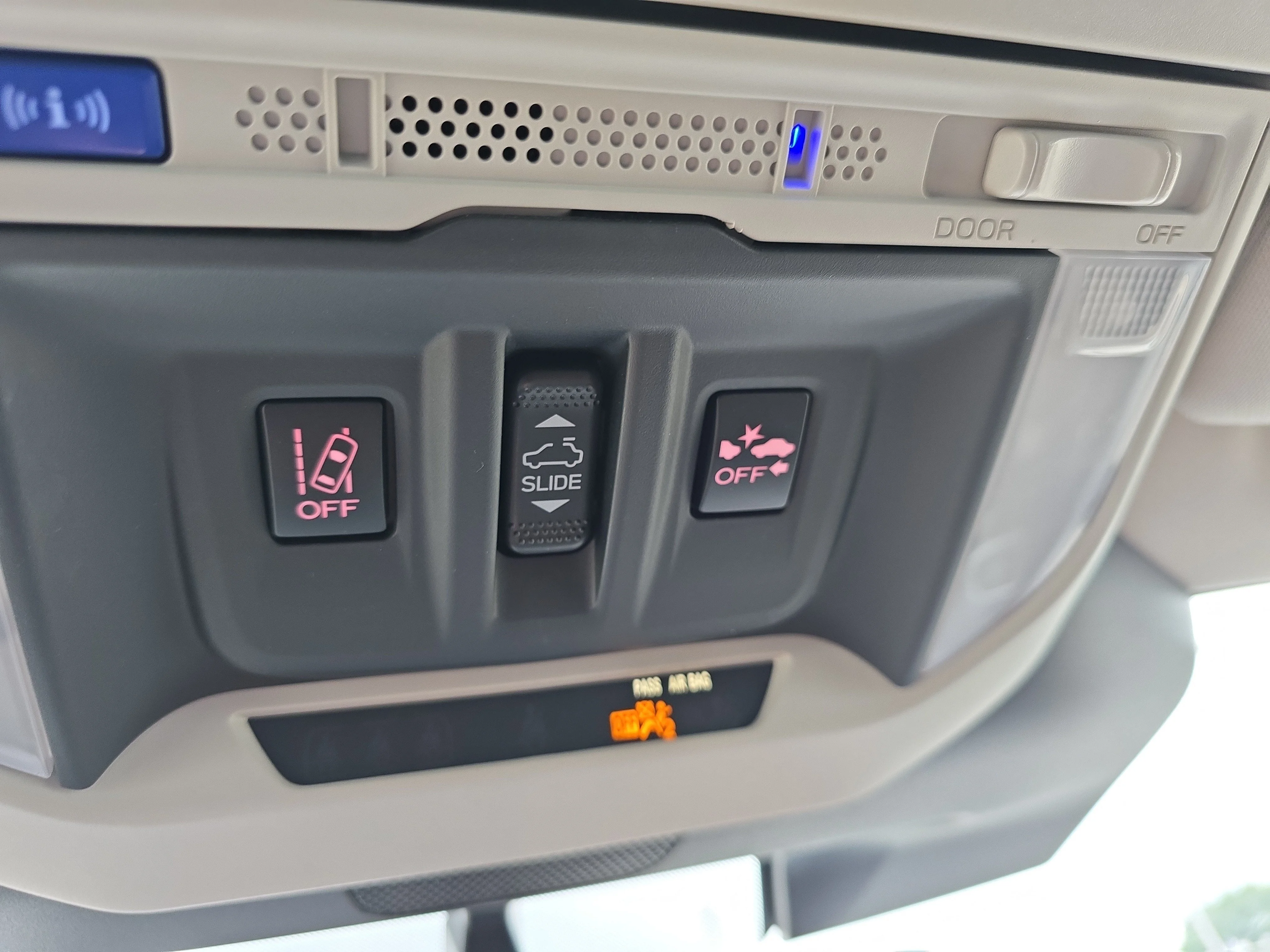 Used 2023 Crystal White Pearl Subaru Limited image 38