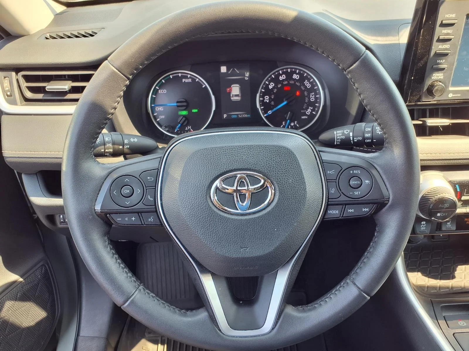 Used 2022 Lunar Rock Toyota XLE Premium image 9