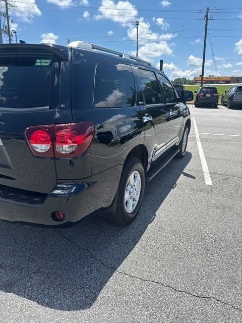 Used 2021 Black Toyota Platinum image 5