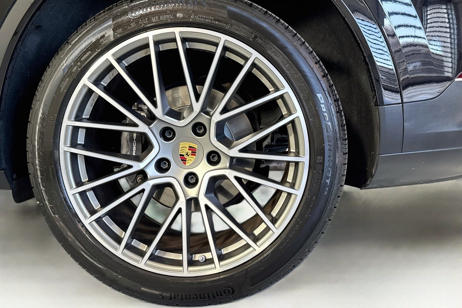 Used 2023 Black Porsche  image 30