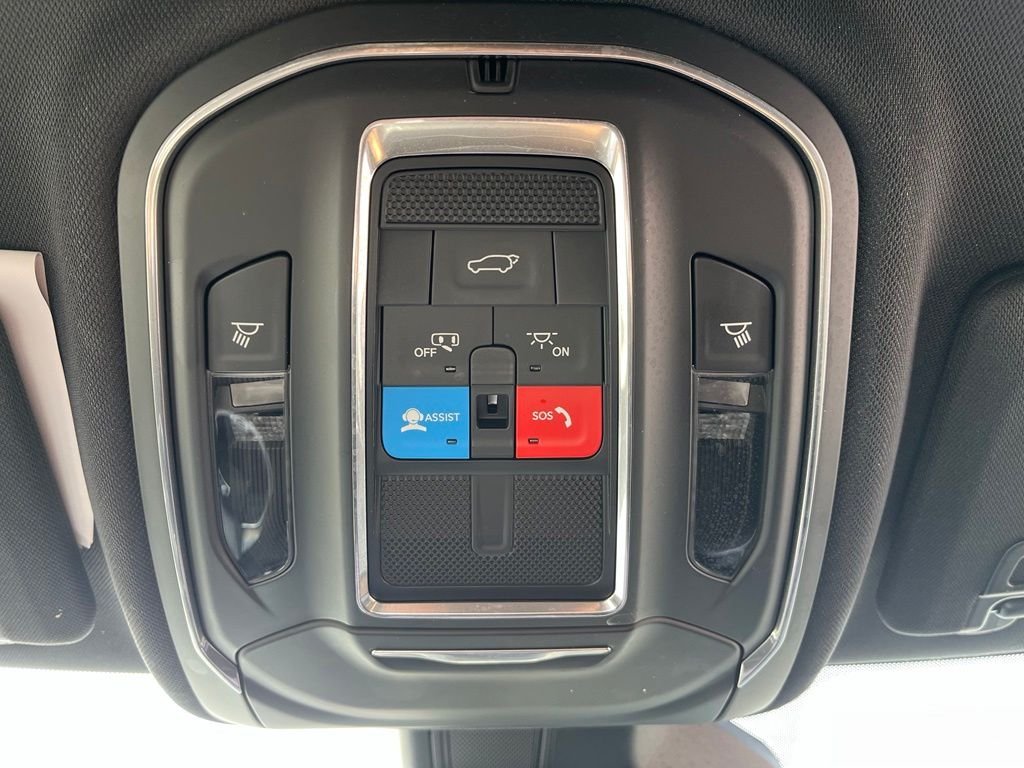 Used 2025 White Jeep Trailhawk 4xe image 27