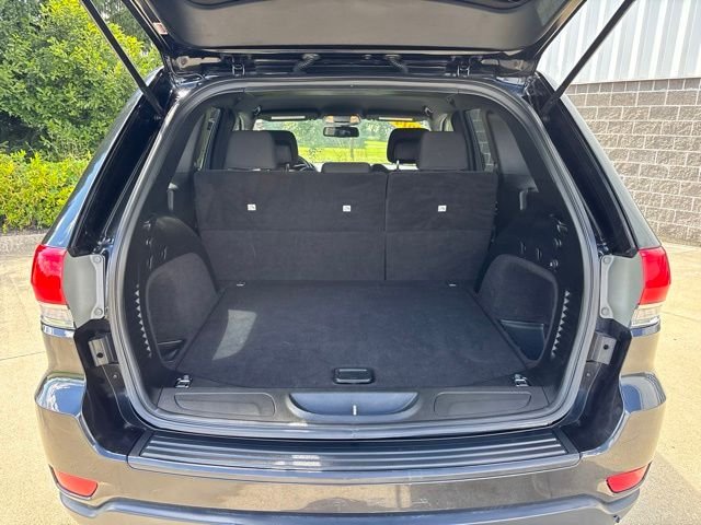 Used 2014 Black Jeep Laredo image 11