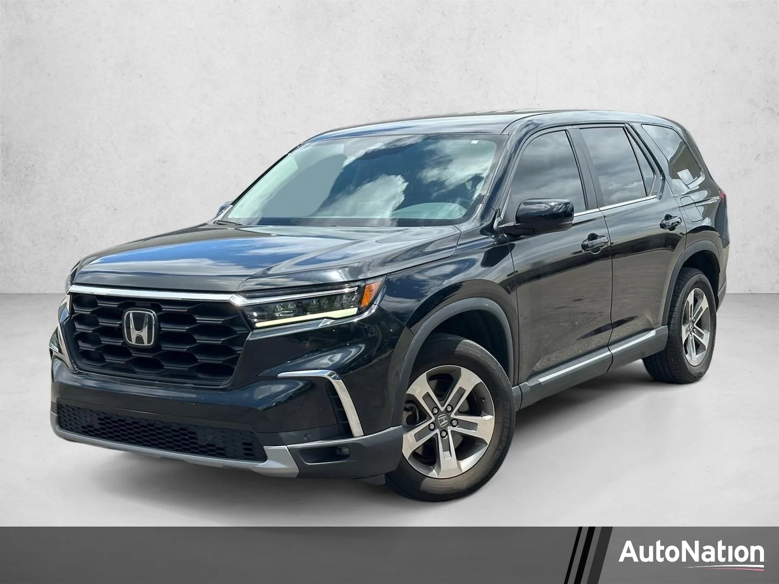 Pre-Owned 2023 Honda Pilot EX-L 7 Passenger Sport Utility in West
