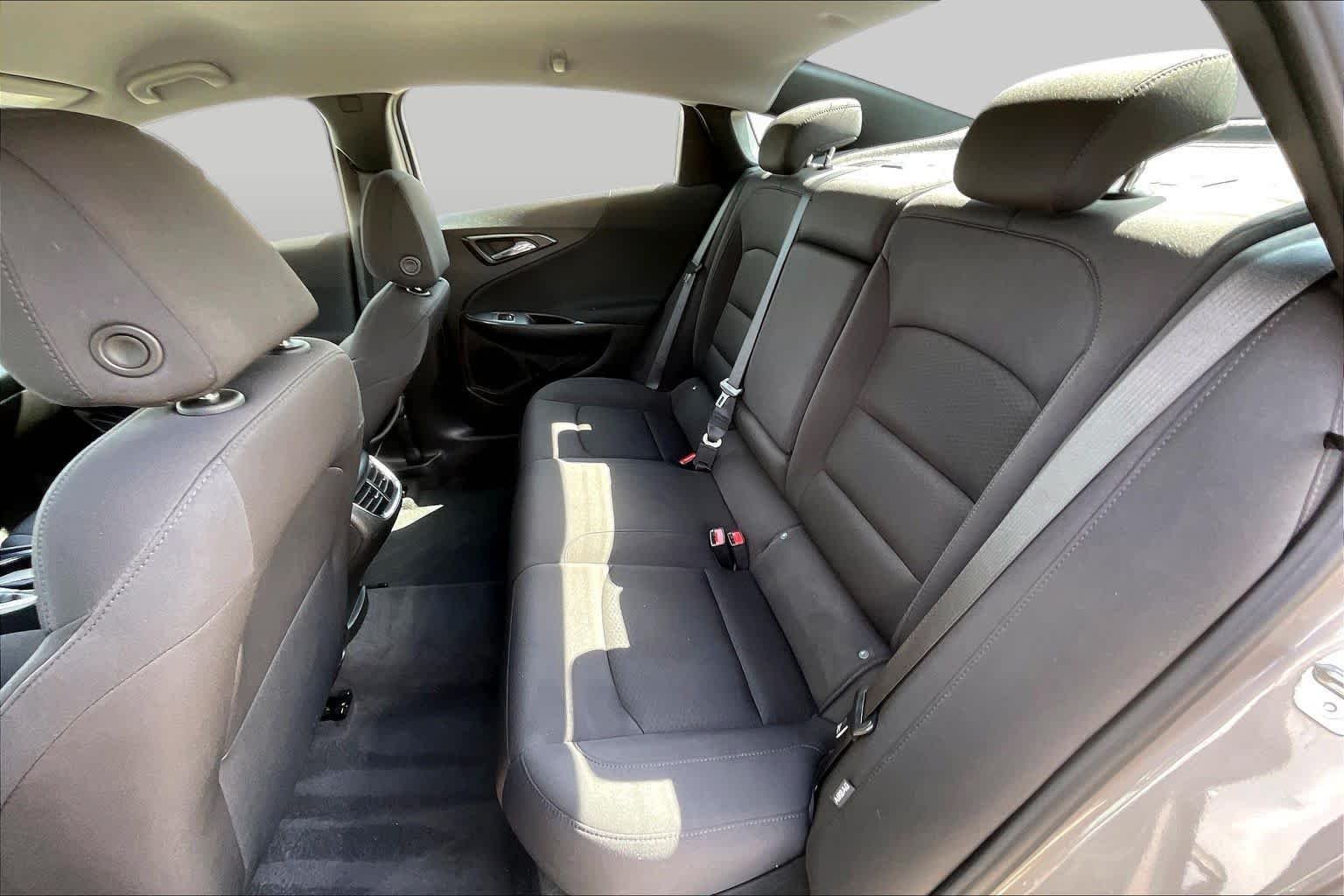 Used 2023 Mineral Gray Metallic Chevrolet LT image 20