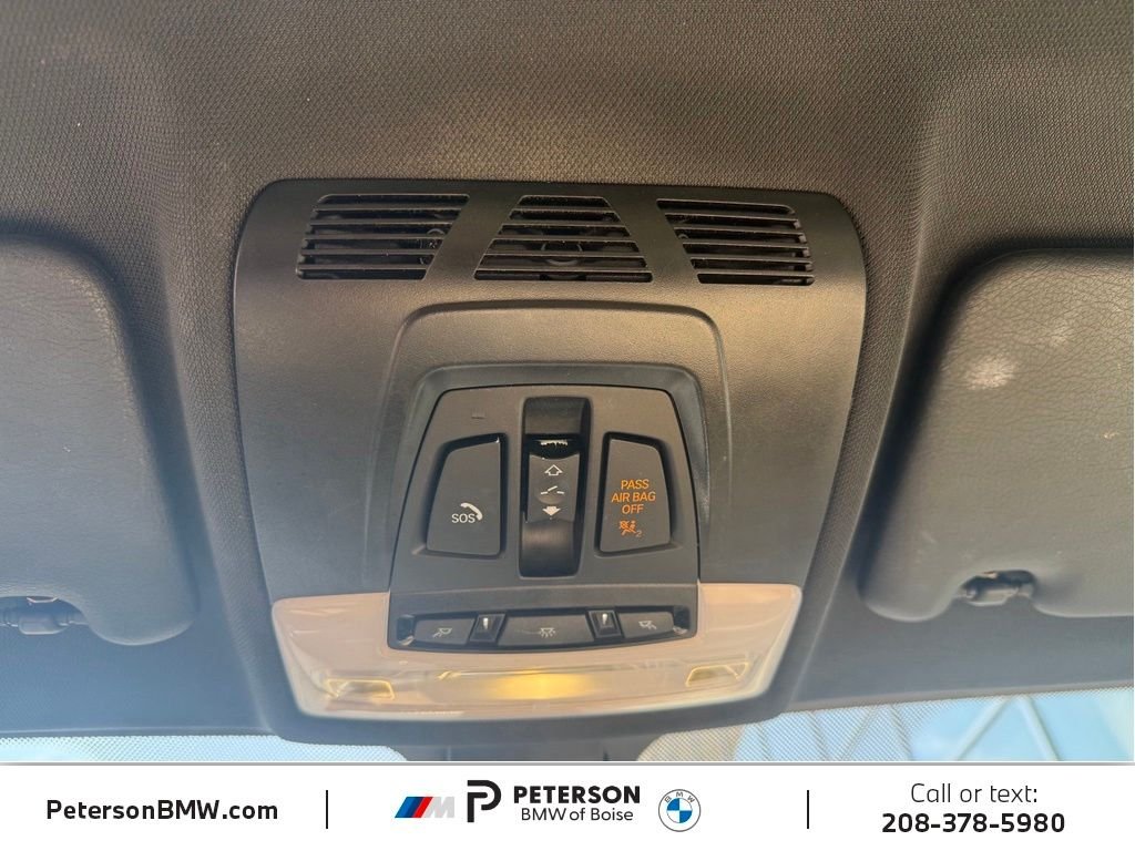 Used 2018 Blue BMW xDrive28i image 32