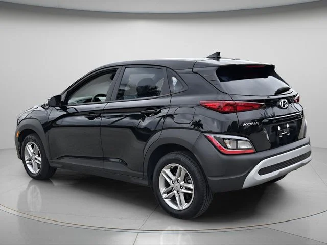 2023 Hyundai Kona SE - Photo 8