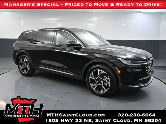 2024 Lincoln Nautilus Premiere AWD's photo