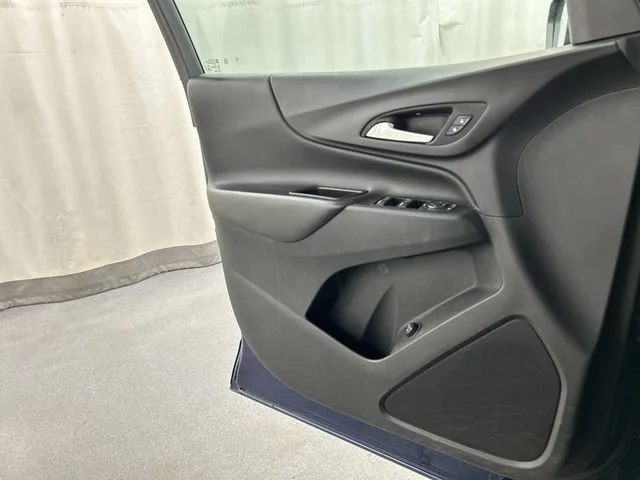 Used 2022 Blue Glow Metallic Chevrolet LT image 19