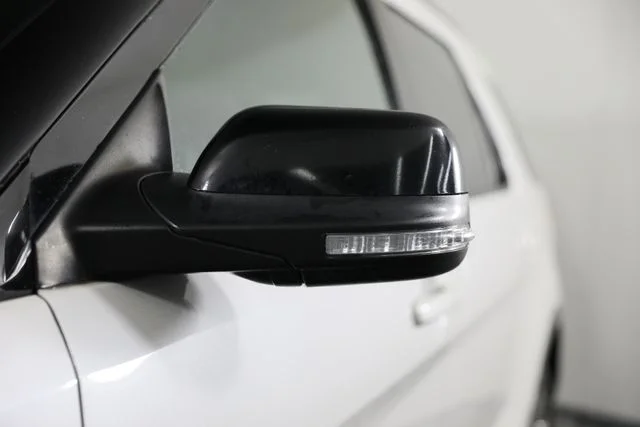 Used 2017 White Ford XLT image 33