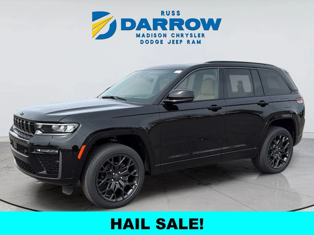 New 2026 Diamond Black Crystal Pearl-Coat Exterior Paint Jeep Summit image 2
