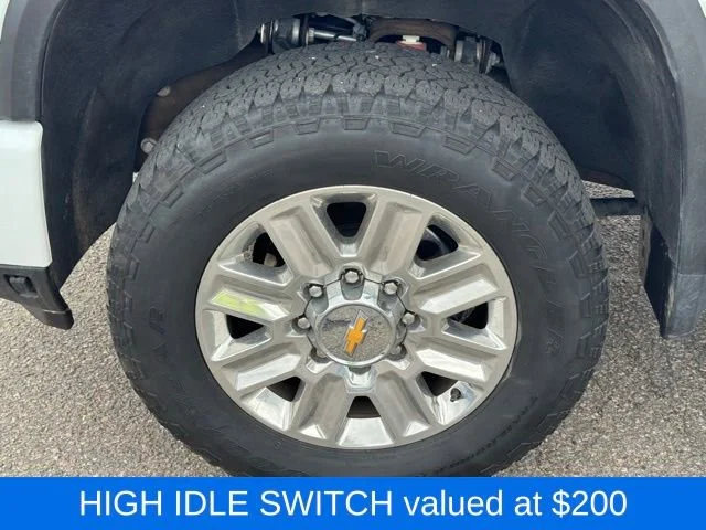 Used 2024 Summit White Chevrolet High Country image 11