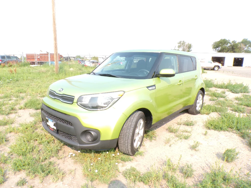 Used 2017 Alien II Kia Base image 8