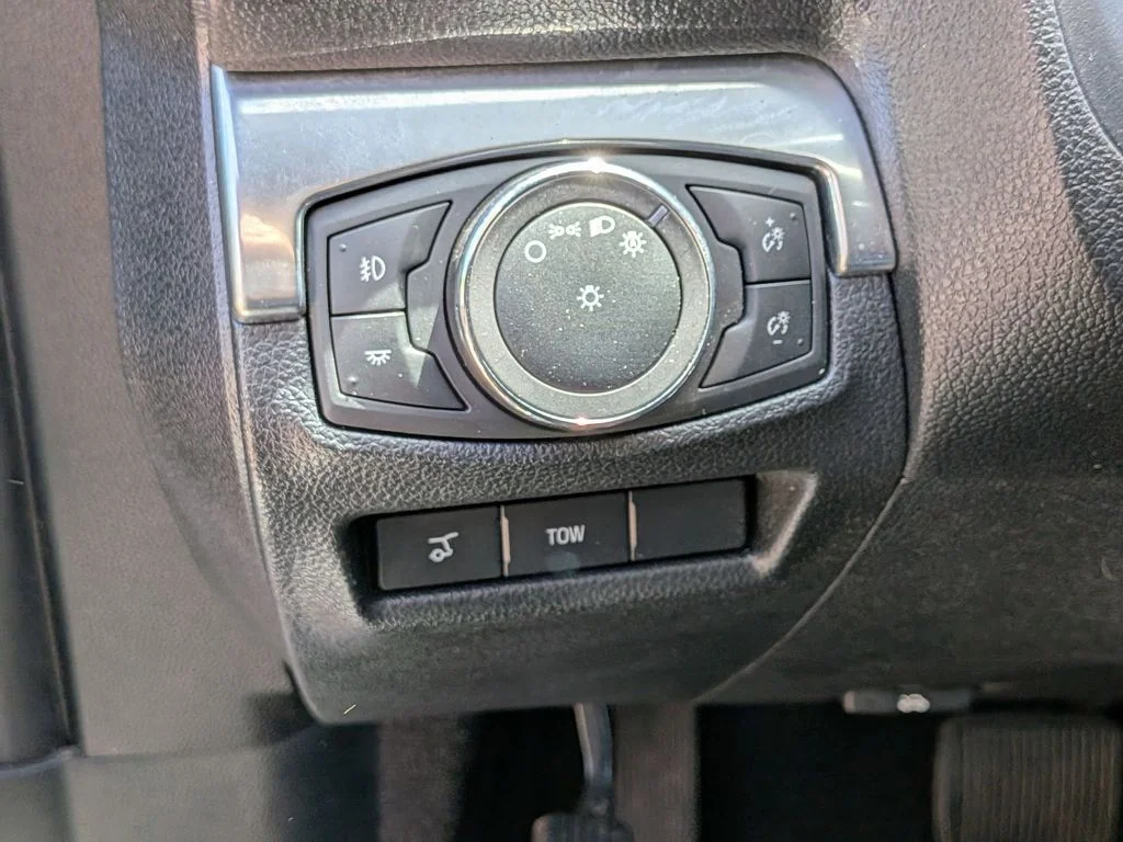 Used 2019 White Ford Sport image 17
