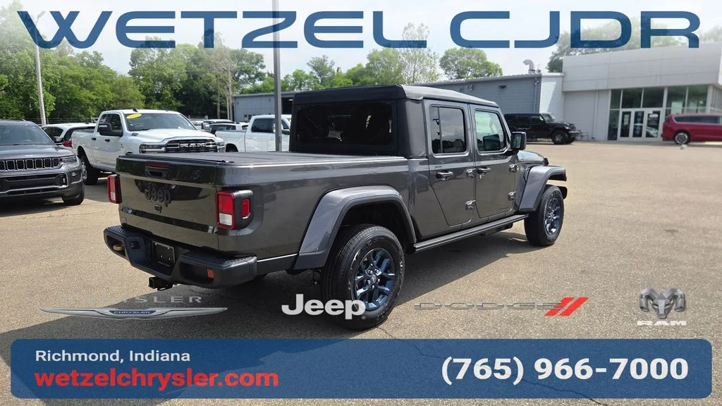2026 Jeep Gladiator 85th Anniversary Edition - Photo 8