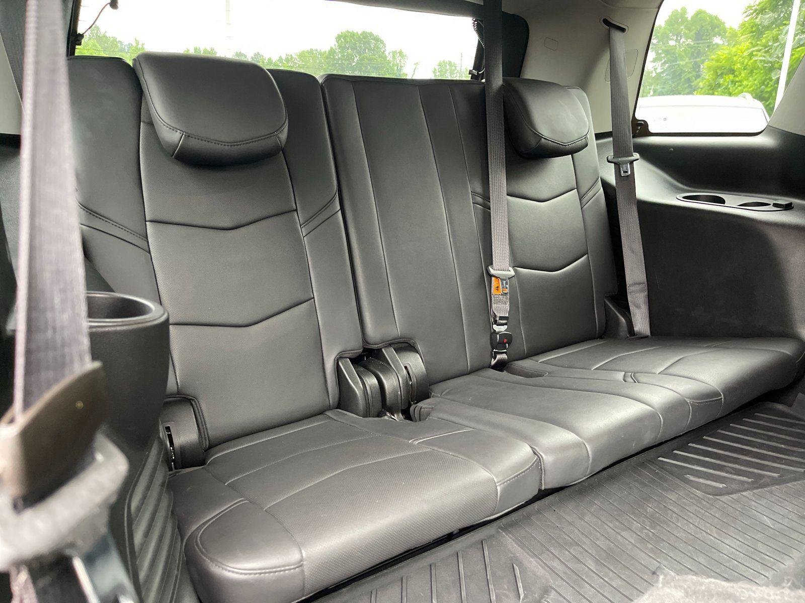 Used 2019 Crystal White Tricoat Cadillac Premium Luxury image 37