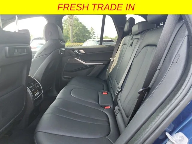 Used 2022 Blue BMW xDrive40i image 19