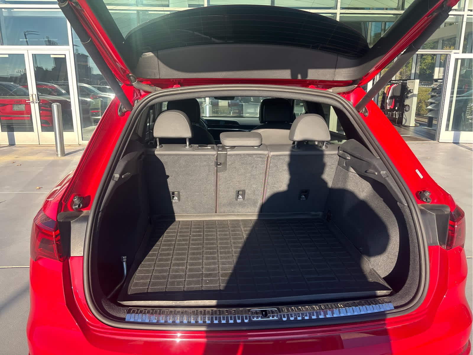 Used 2019 Tango Red Metallic Audi S line Premium Plus image 4