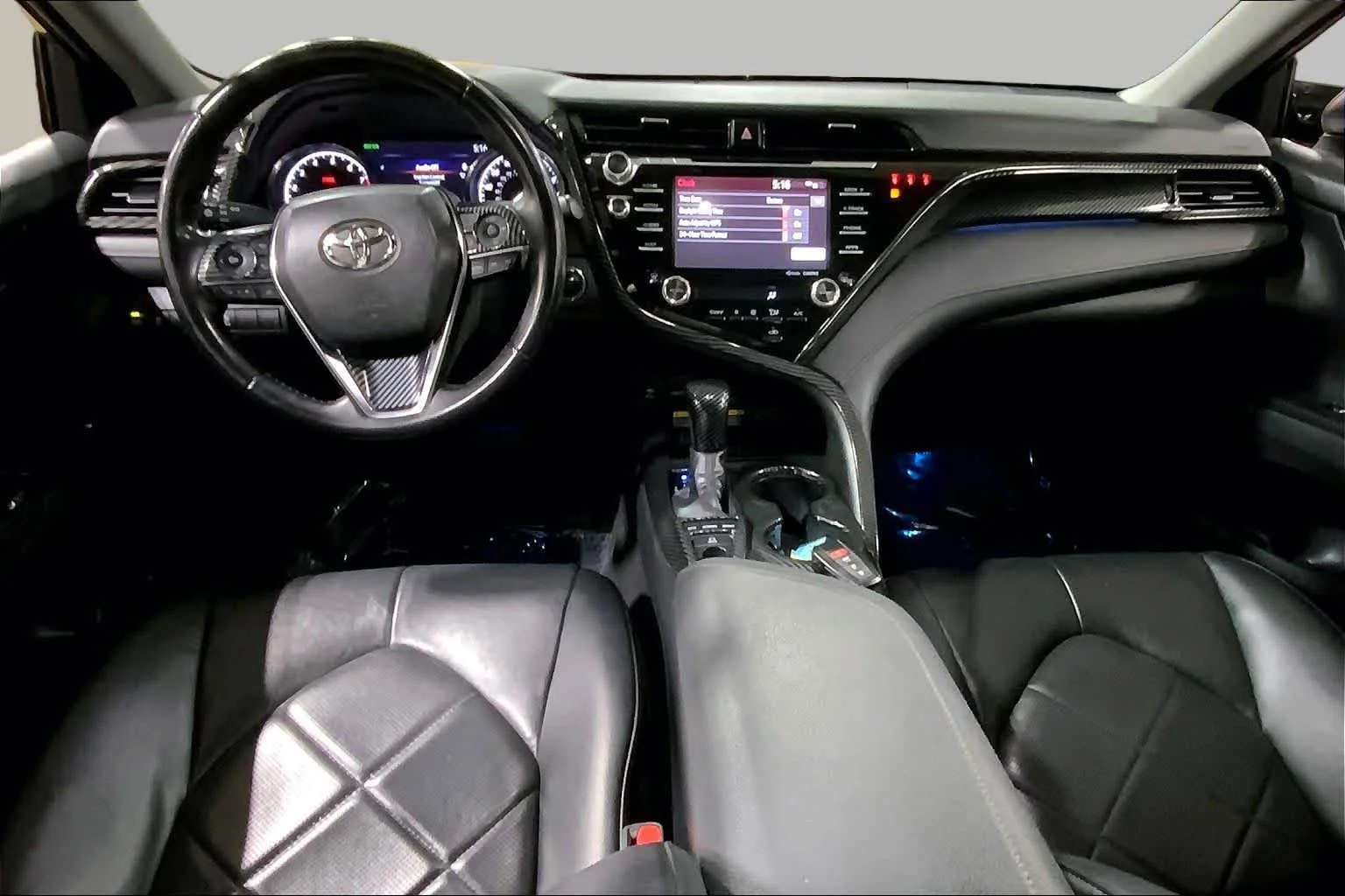 Certified Used 2019 Predawn Gray Mica Toyota XLE image 16