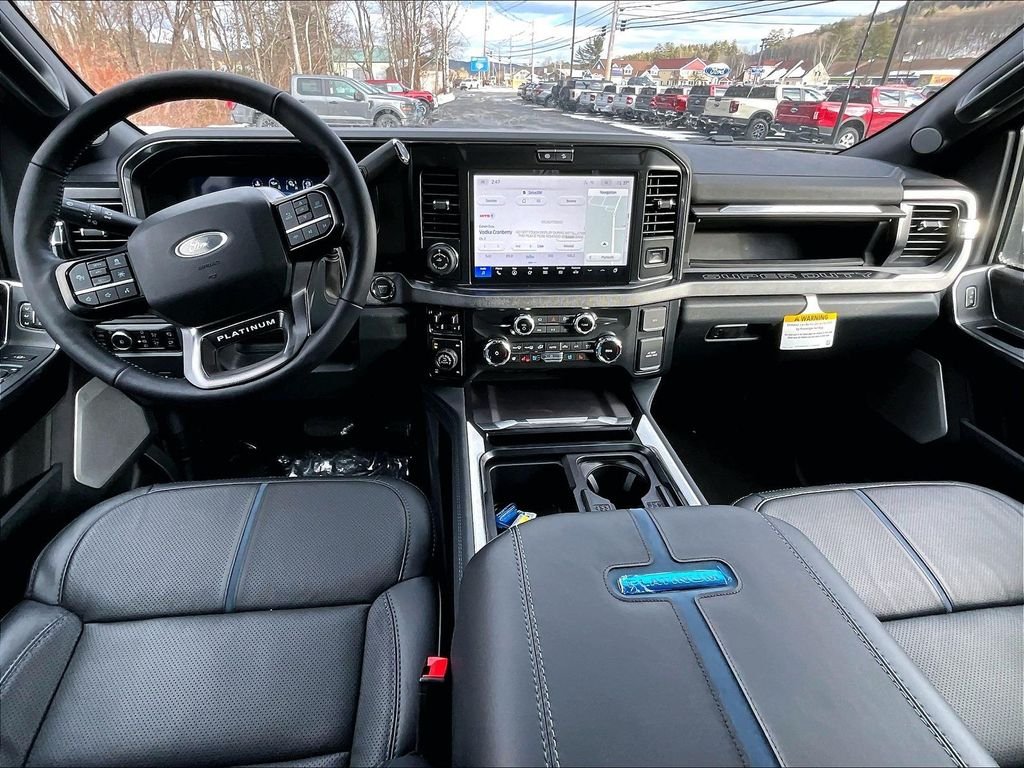 2026 Ford F-250 Super Duty Platinum - Photo 6