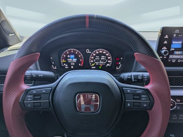 Used 2025 White Honda  image 29