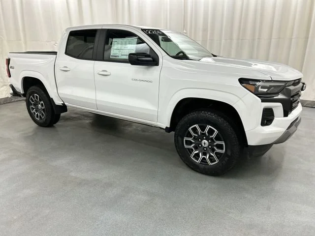 2026 Chevrolet Colorado Z71 - Photo 1