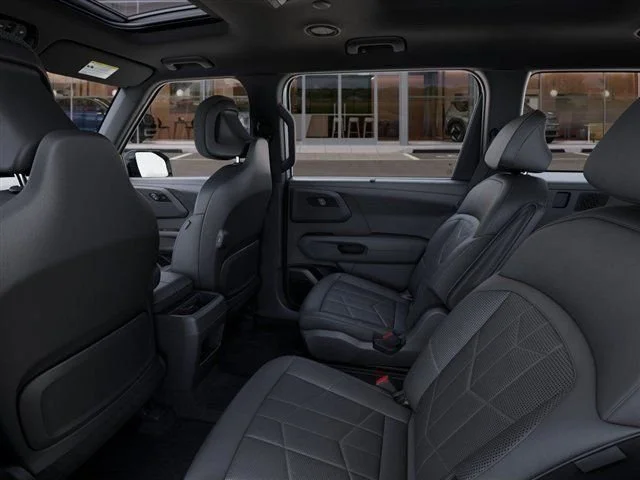 New 2027 Glacial White Pearl Kia X-LINE SX image 18