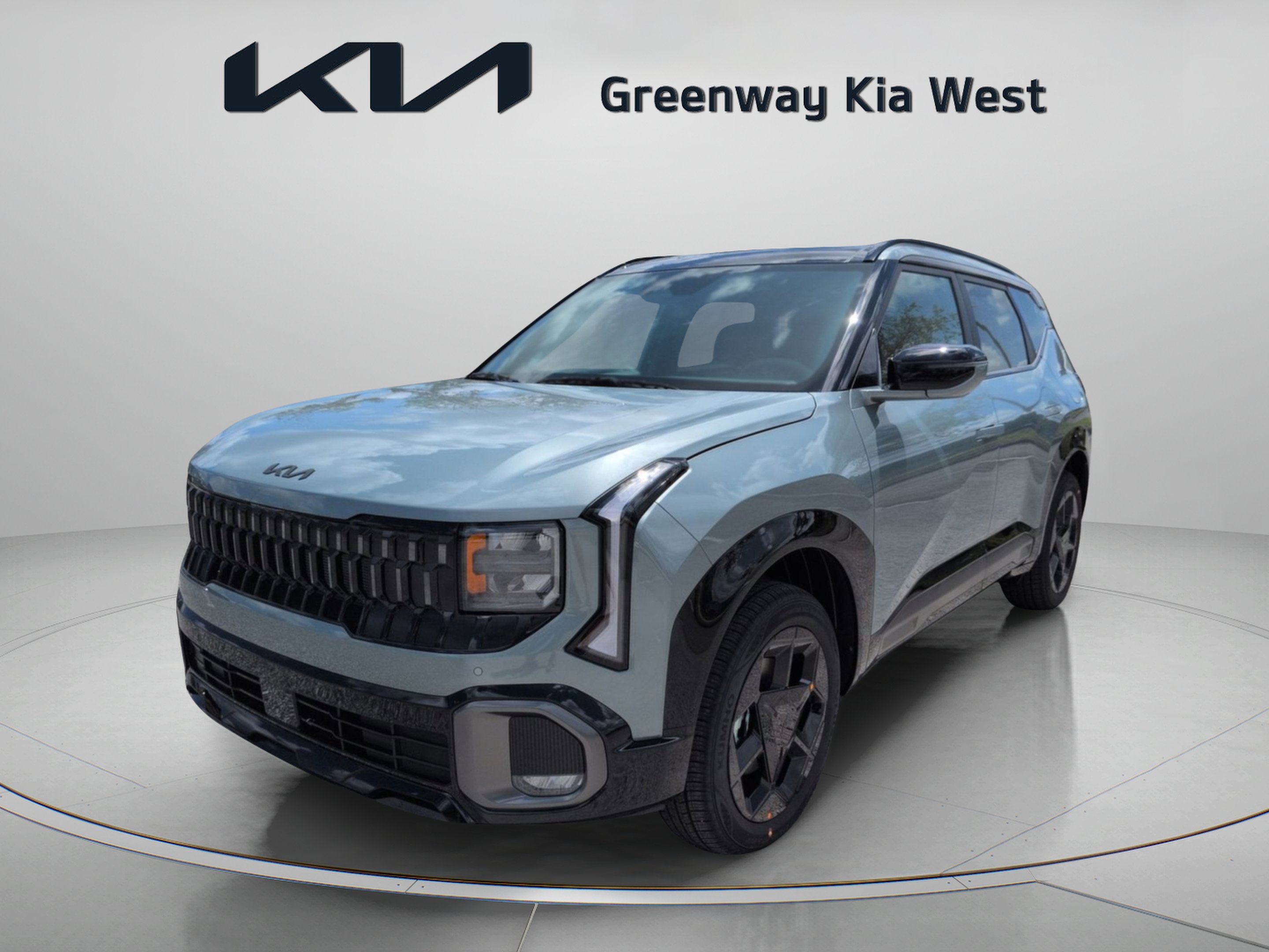 New 2027 Iceberg Green Kia X-Line S image 3