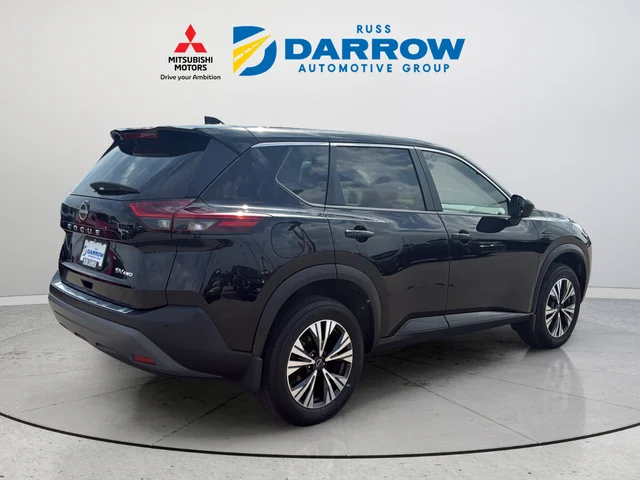 Used 2023 Black Nissan SV image 5