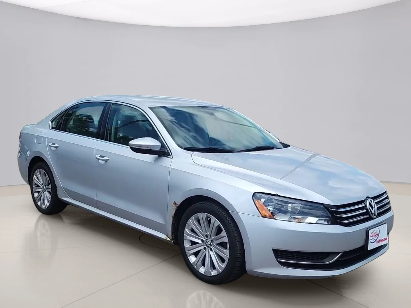 Used 2012 Silver Volkswagen SE image 3