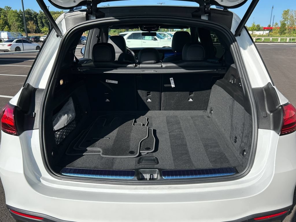 New 2027 MANUFAKTUR Moonlight White Metallic Mercedes-Benz GLE 450 image 44