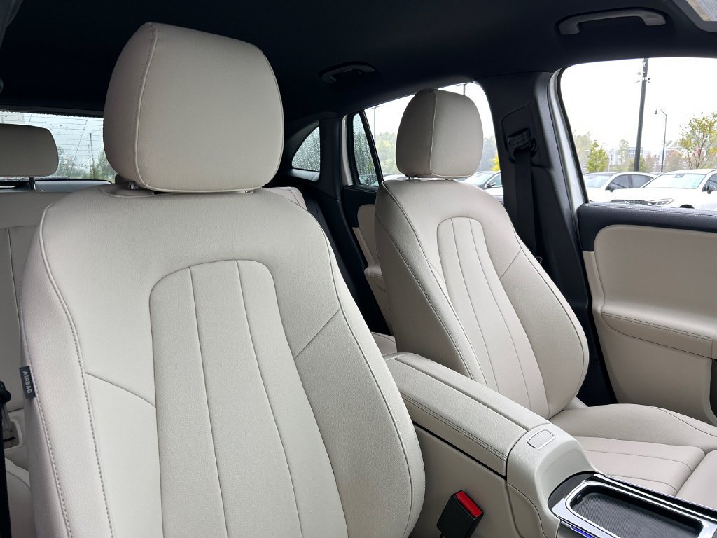 New 2026 Polar White Mercedes-Benz GLA 250 image 62