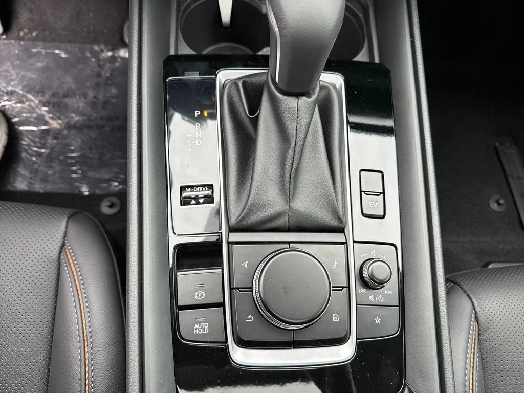 New 2026 Pearl Mazda Premium image 24