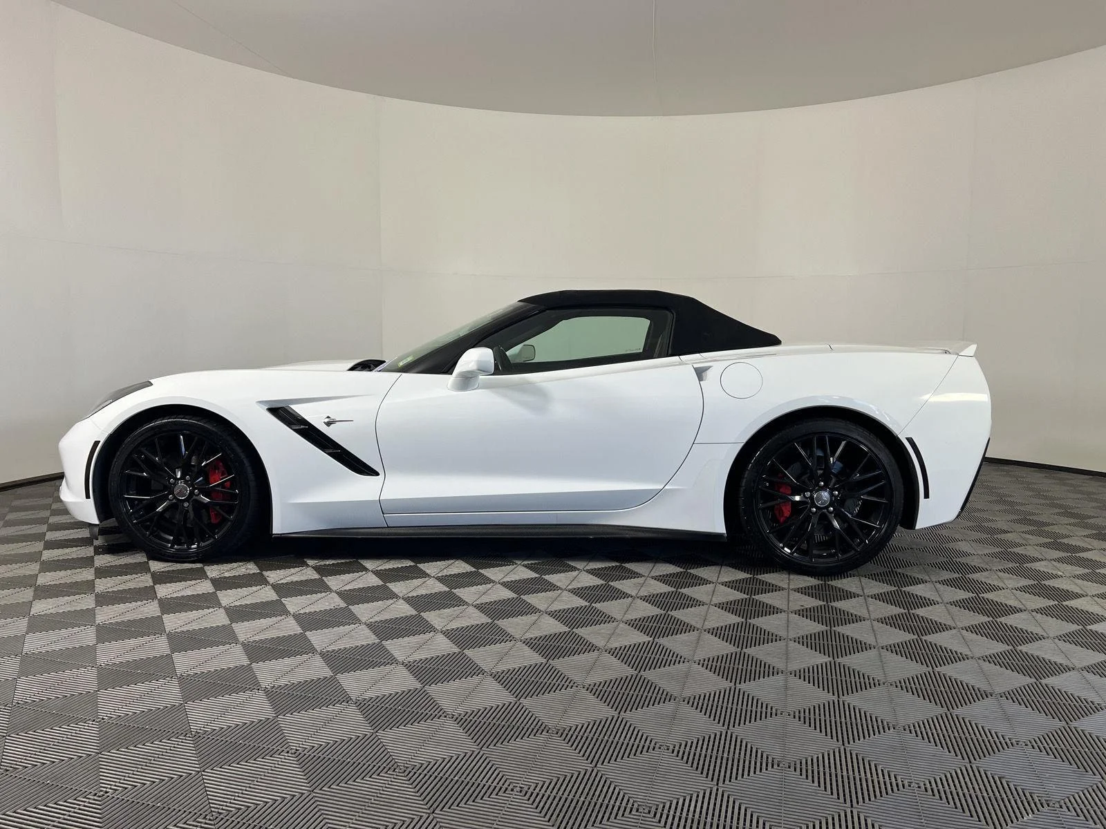 Used 2014 ARCTIC WHITE Chevrolet Z51 3LT image 28