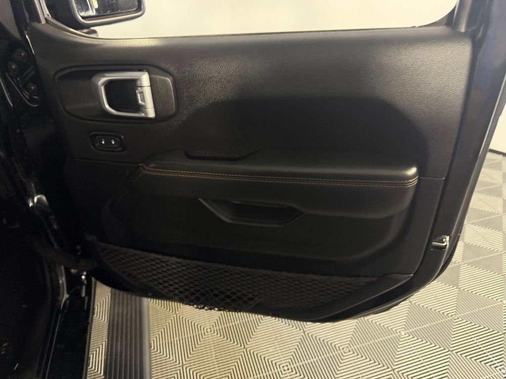 Used 2021 Black Jeep Unlimited Sahara High Altitude image 33