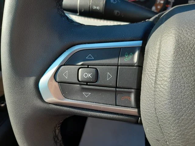 Used 2024 White Jeep Limited image 14