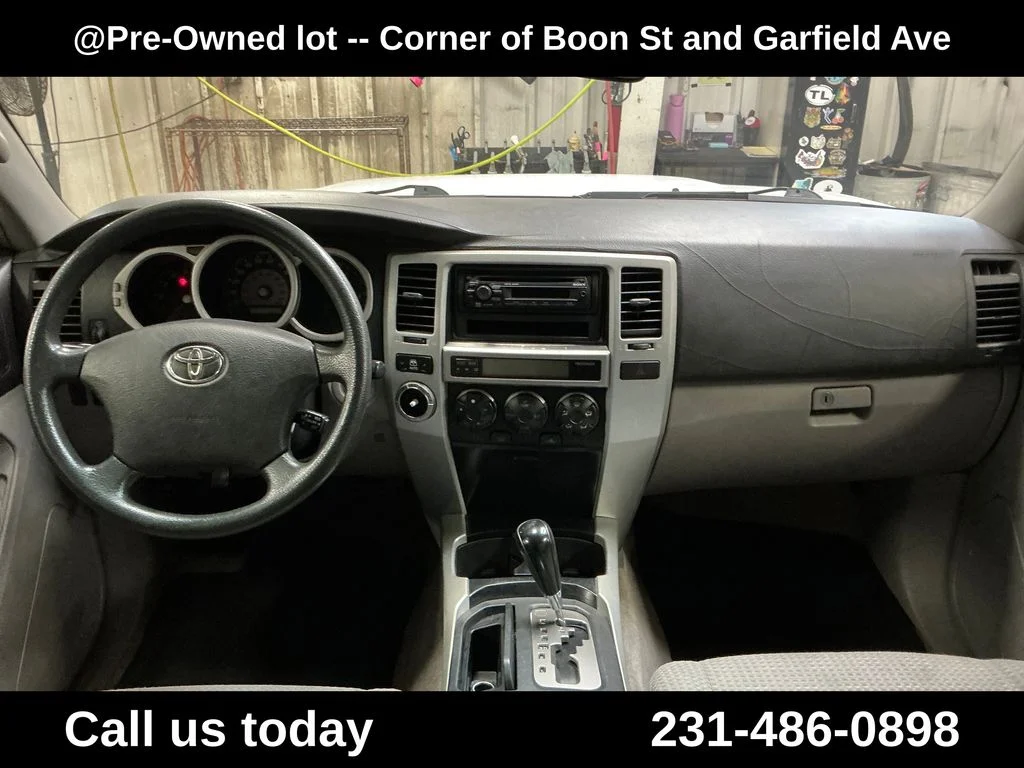 Used 2003  Toyota SR5 image 17