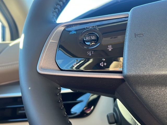 New 2026 Everest White Pearl TriCoat / Super Black Two-tone Nissan Platinum image 27