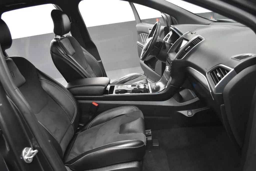 Used 2019 Gray Ford ST image 27