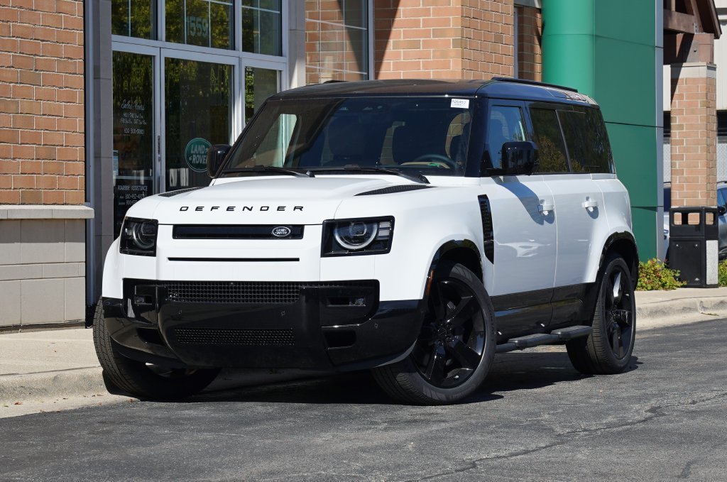 New 2026 Fuji White Land Rover X-Dynamic SE image 1