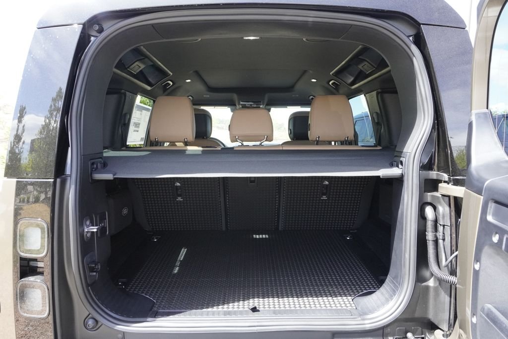 New 2026 Gondwana Stone Land Rover X-Dynamic SE image 31