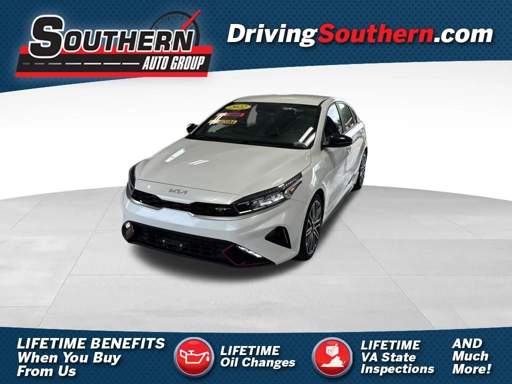 Used 2022 White Kia GT image 1