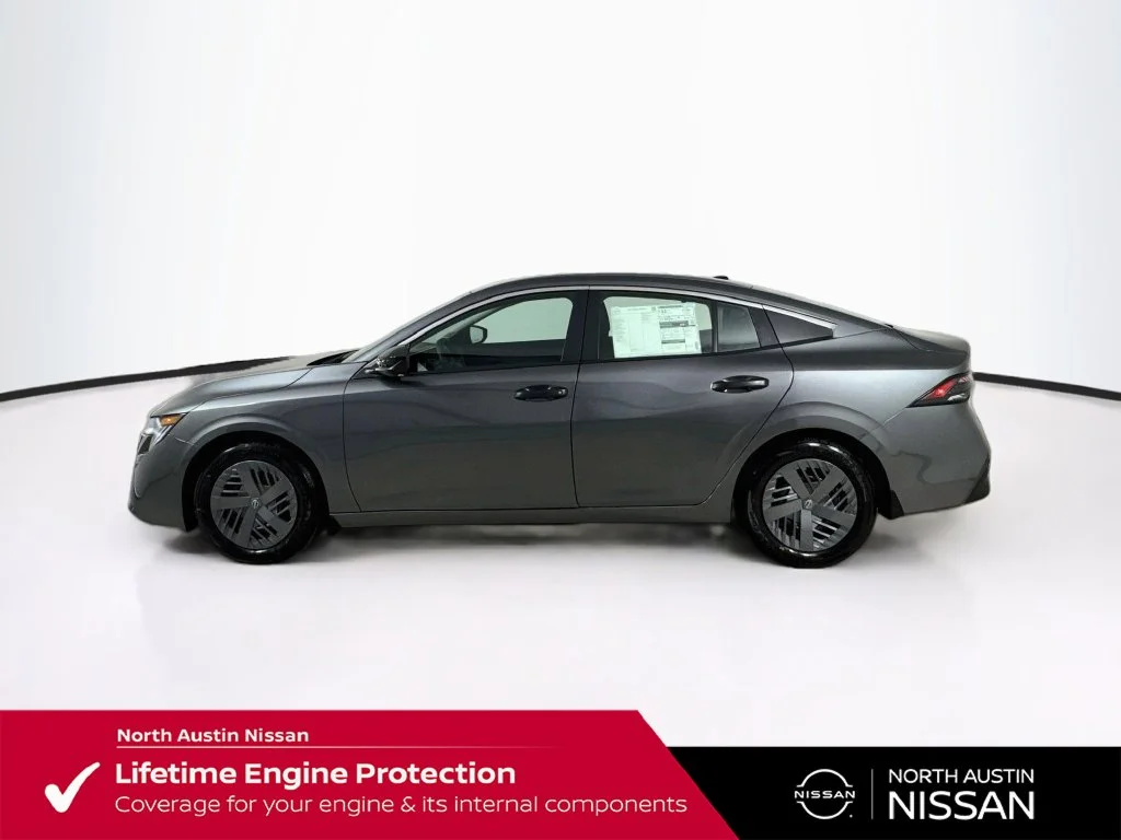 New 2027 Gray Nissan S image 5