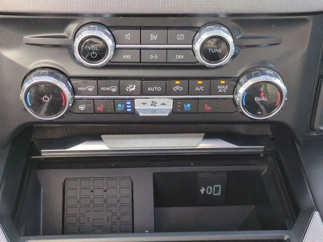 Used 2024 Black Ford Platinum image 25