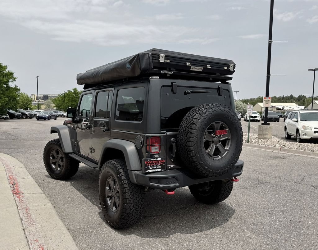 Used 2018 Gray Jeep Unlimited Rubicon image 6