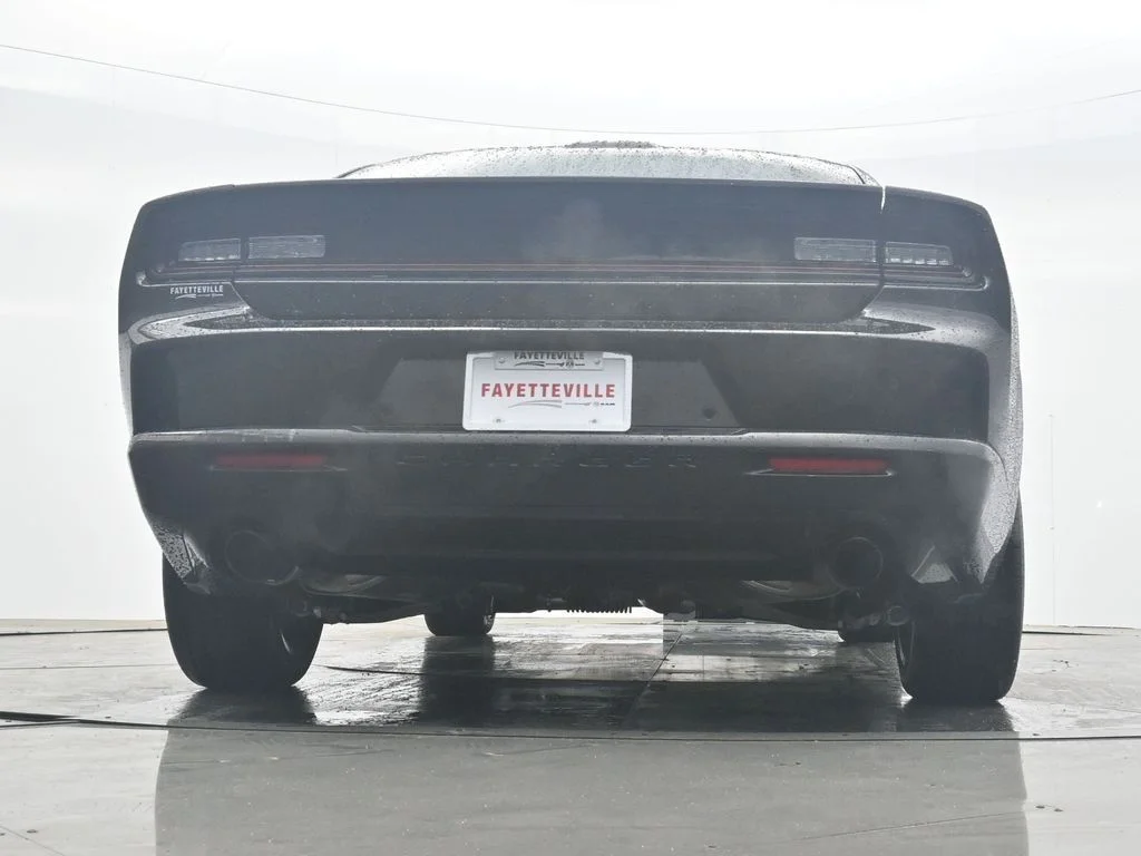 New 2026 Diamond Black Crystal Pearlcoat Dodge R/T image 39