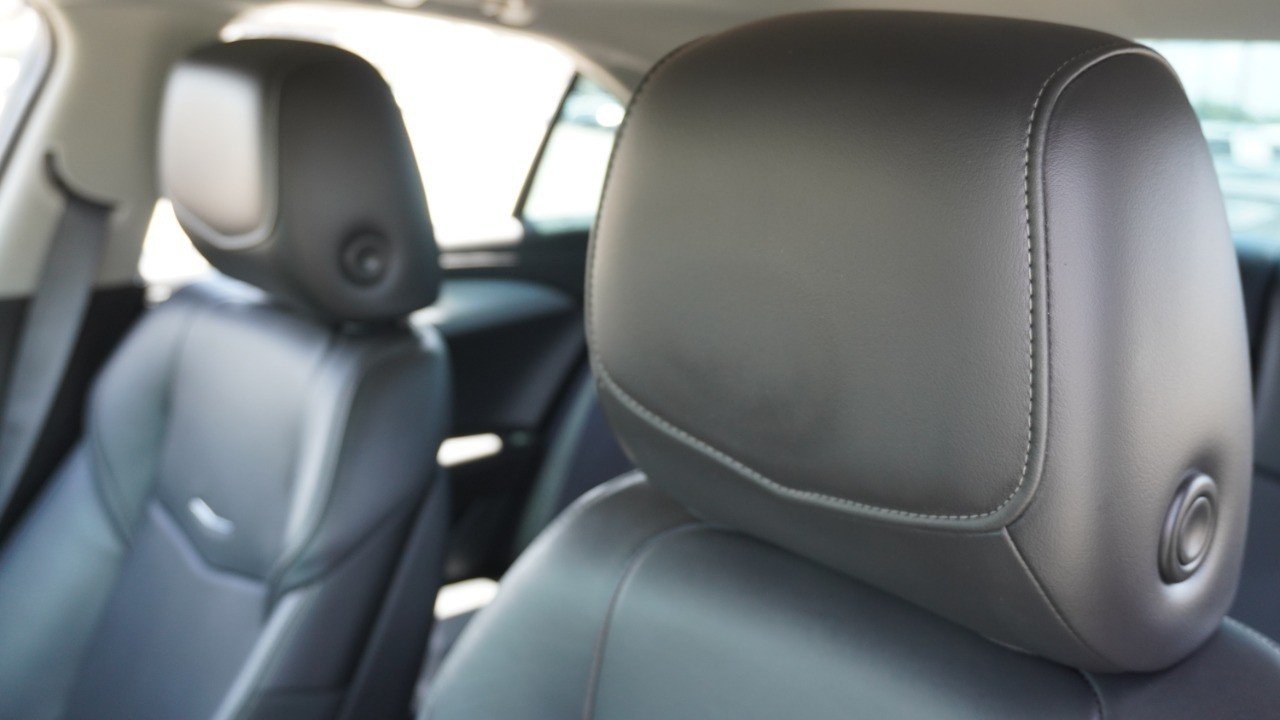 Used 2018 Silver Cadillac Luxury RWD image 25