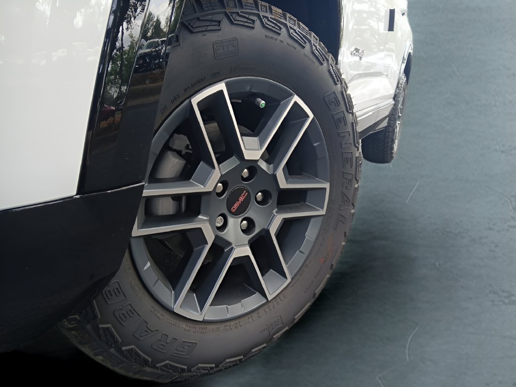 2027 GMC Terrain AT4 - Photo 2