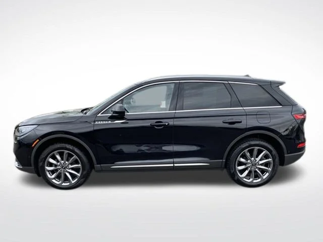 Used 2022 Black Lincoln Standard image 2