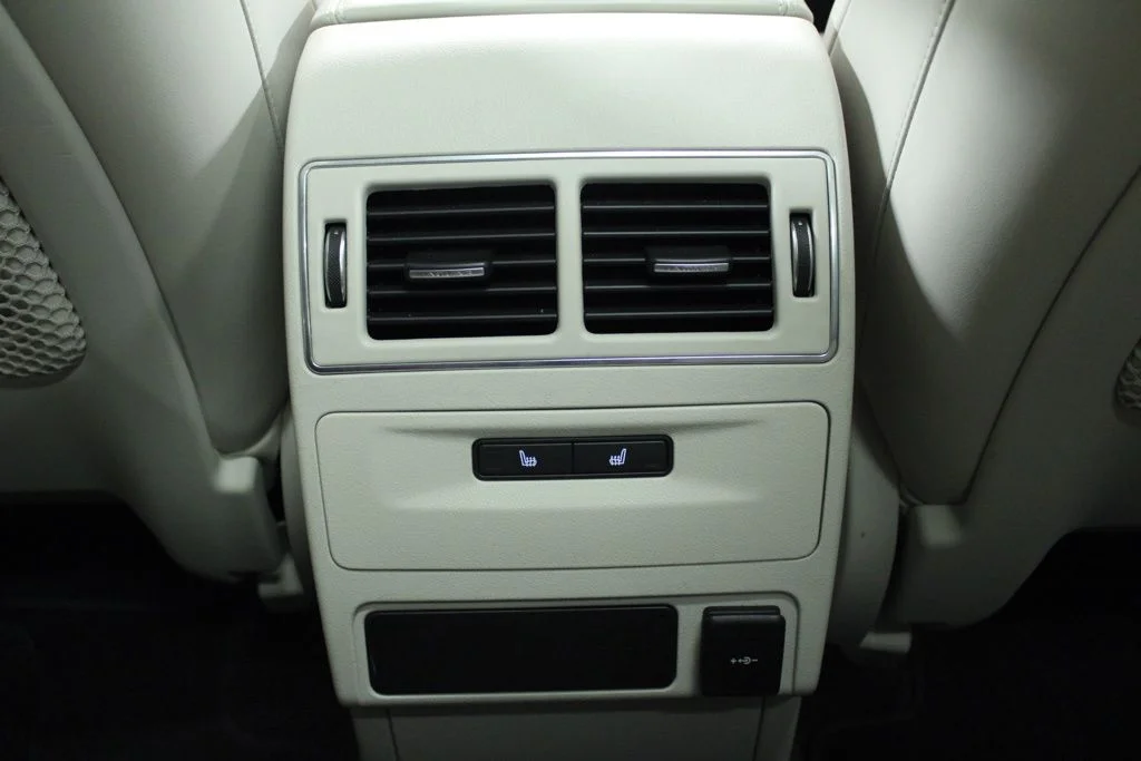 Used 2023 White Jaguar P250 S image 35